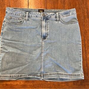 Lee Light Blue Denim Mini Skirt with Classic Five-Pocket Styling
